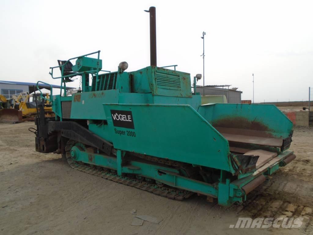 Vögele Super 2000 Aszfalt terítõ gépek