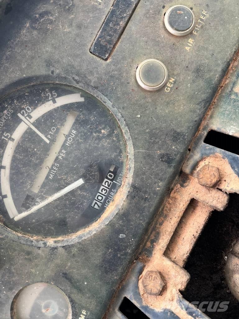 John Deere 4620 Traktorok