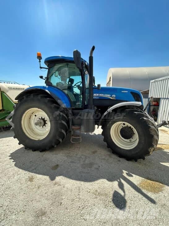 New Holland T7250 Traktorok