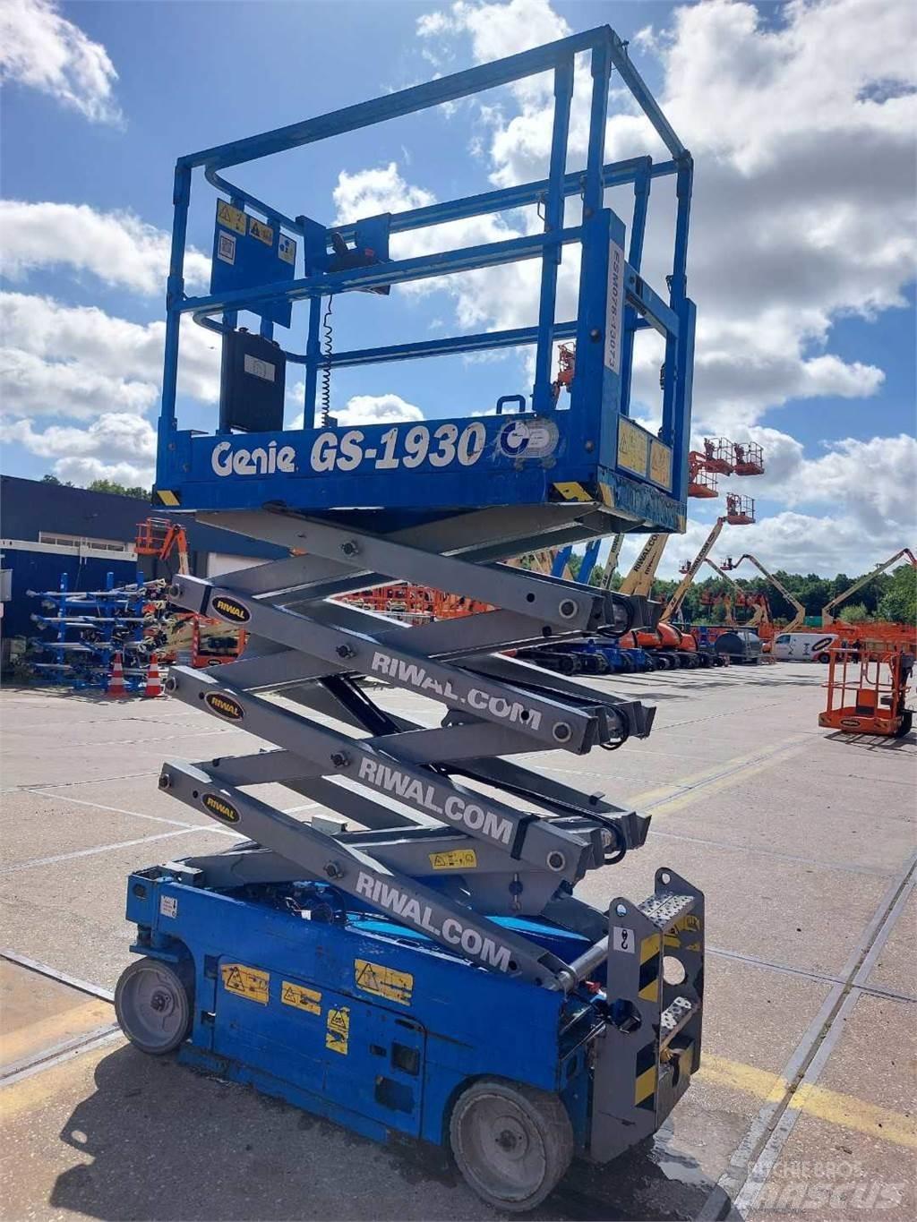 Genie GS1930 Ollós emelők