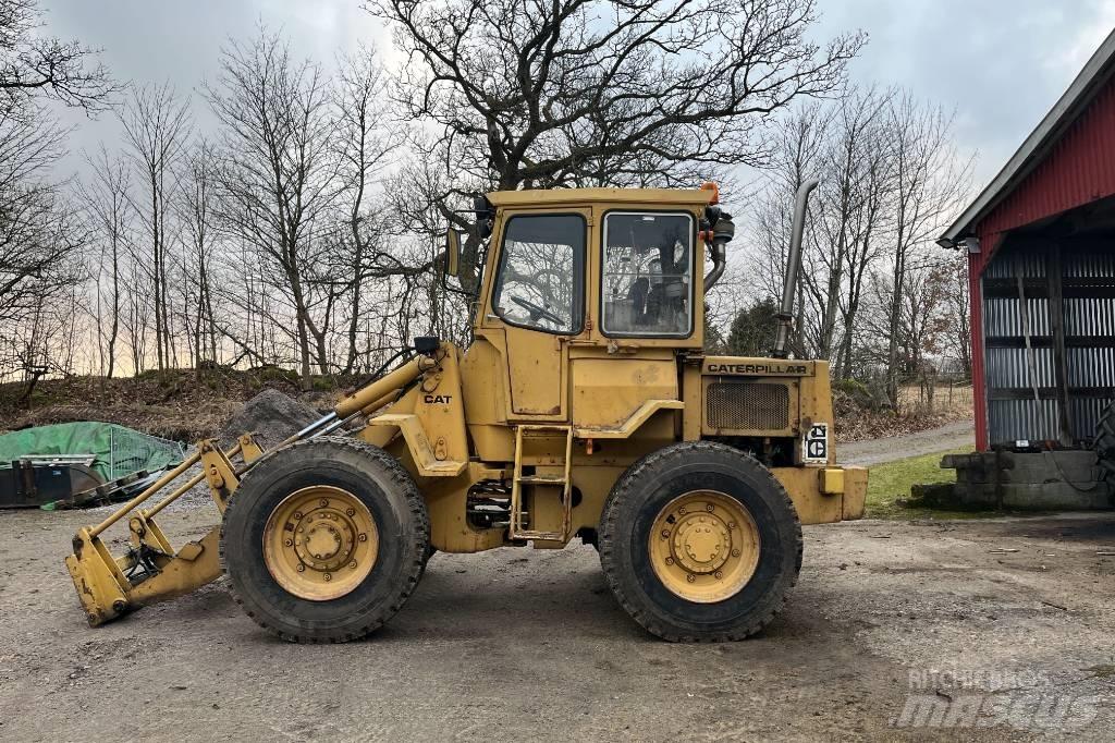 CAT 910 Gumikerekes homlokrakodók