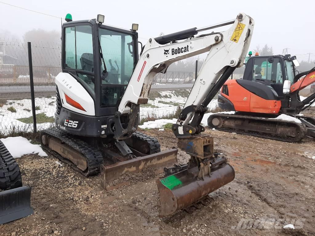 Bobcat E 26 Mini kotrók < 7t