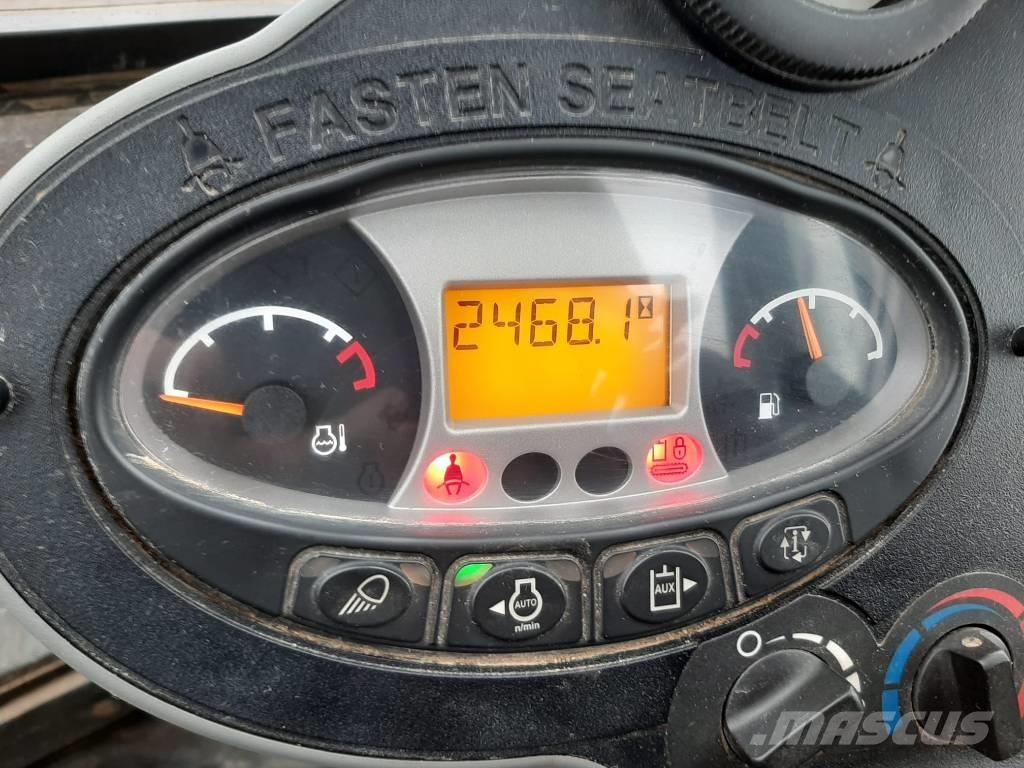 Bobcat E 26 Mini kotrók < 7t