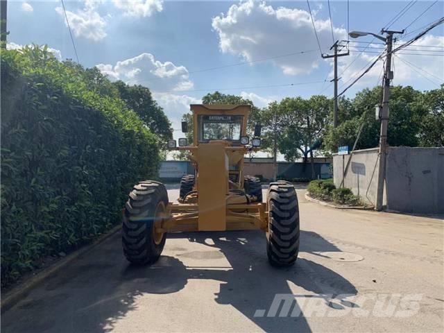 CAT 140K Gréderek