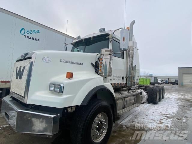 Western Star 4900SB Nyergesvontatók