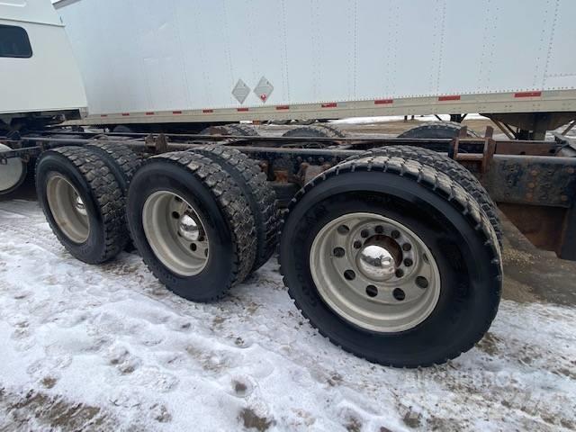 Western Star 4900SB Nyergesvontatók