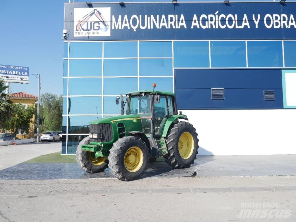 John Deere 6930 Traktorok