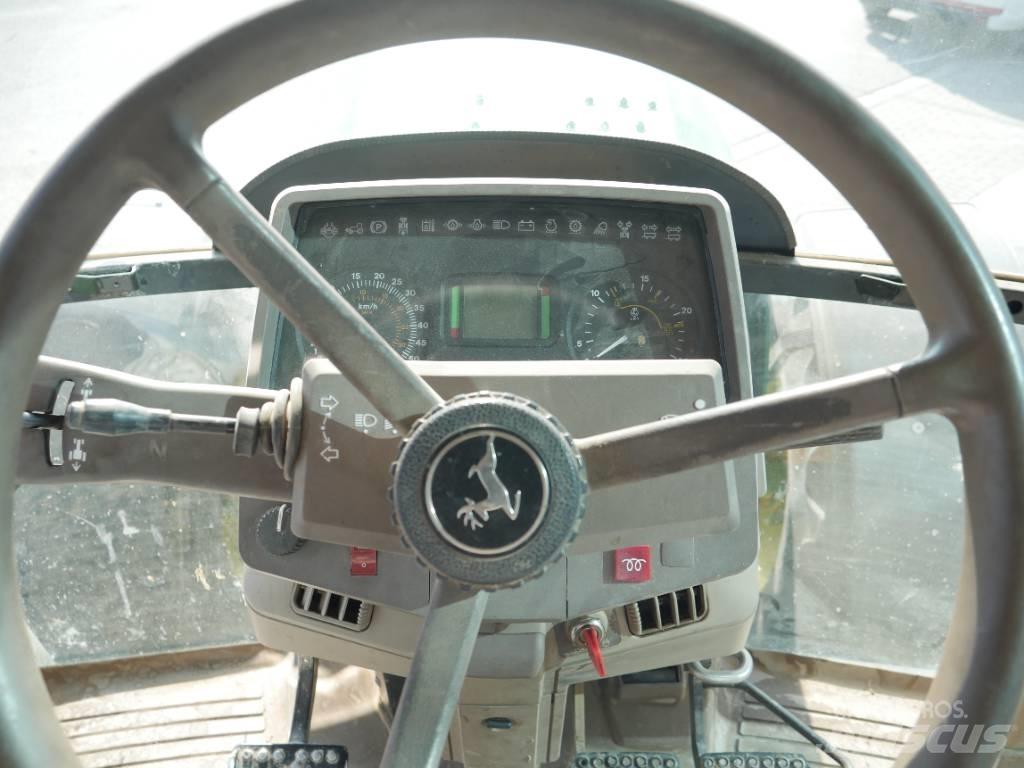John Deere 6930 Traktorok
