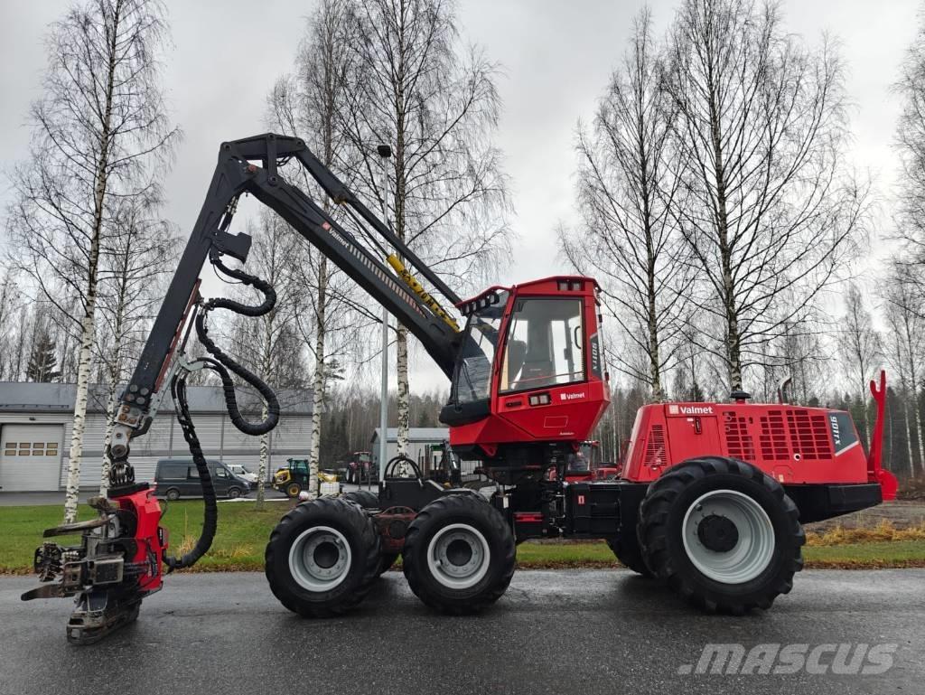 Valmet 901TX Betakarítók