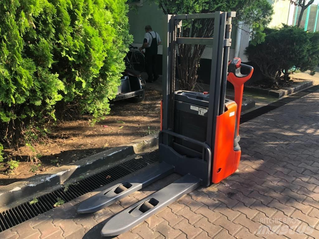 Linde L 10 B V-3234 Gyalogkíséretű targonca