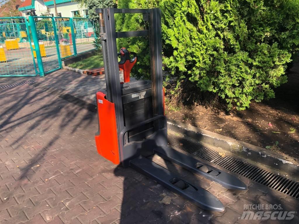 Linde L 10 B V-3234 Gyalogkíséretű targonca