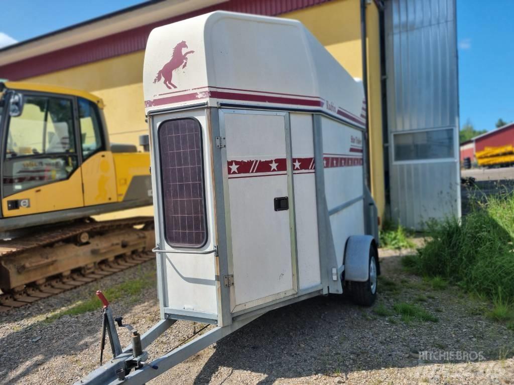 Star Trailers Rubin Állatszállító pótkocsik