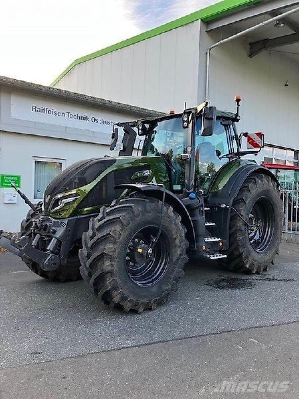 Valtra q285 Traktorok