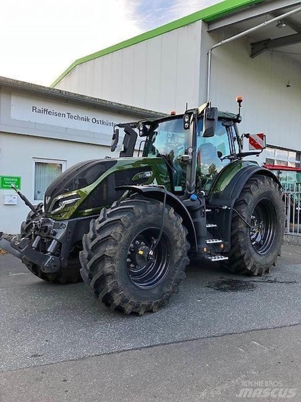 Valtra q285 Traktorok