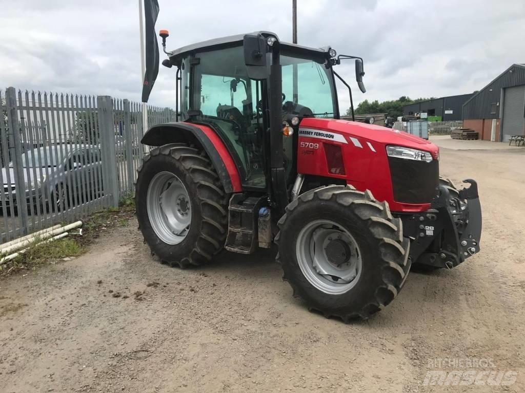 Massey Ferguson 5709 Traktorok