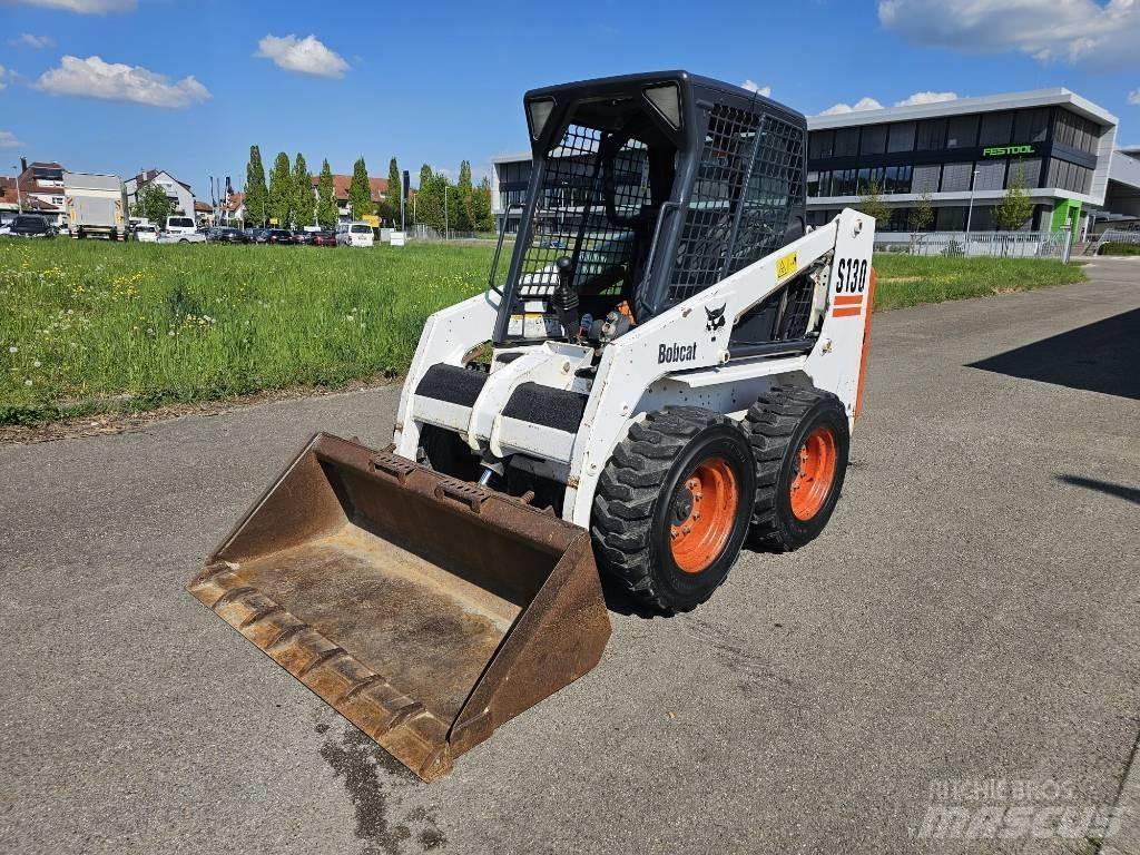Bobcat S 130 Kompaktrakodók