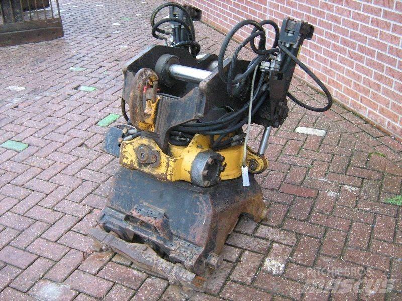Engcon EC15 Forgatók-Építőipar
