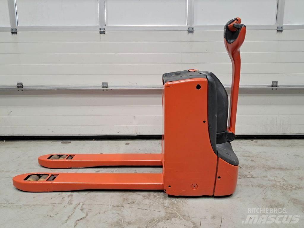 Linde T16 Alacsony emelőkocsi