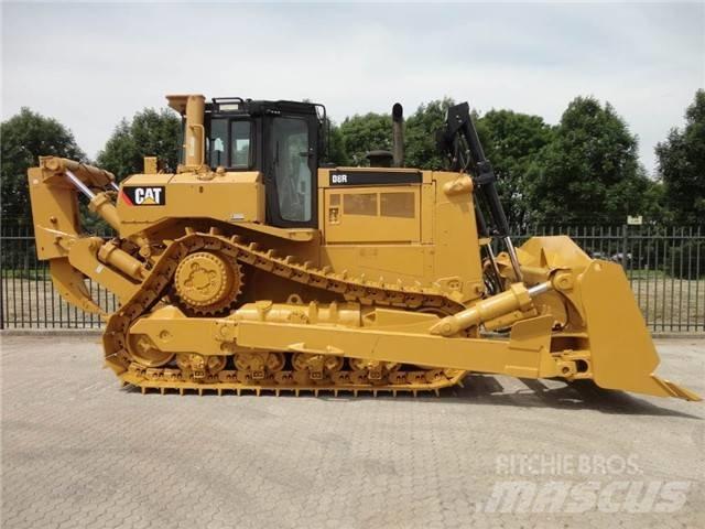 CAT D 8 R lánctalpas dózerek