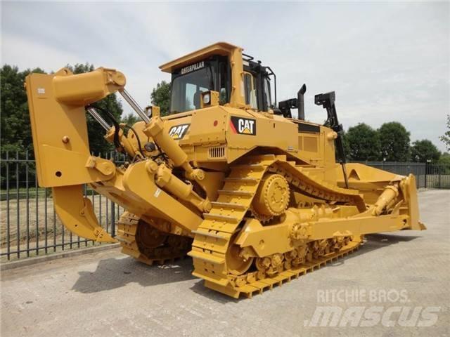 CAT D 8 R lánctalpas dózerek