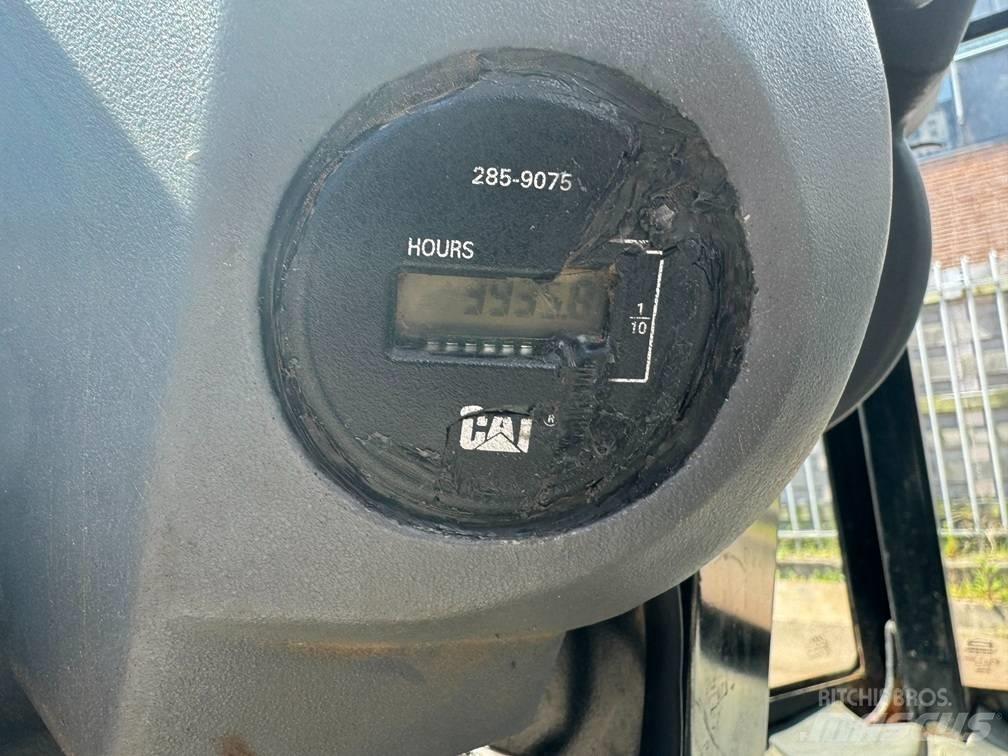 CAT CP 533 E Egydobos hengerek