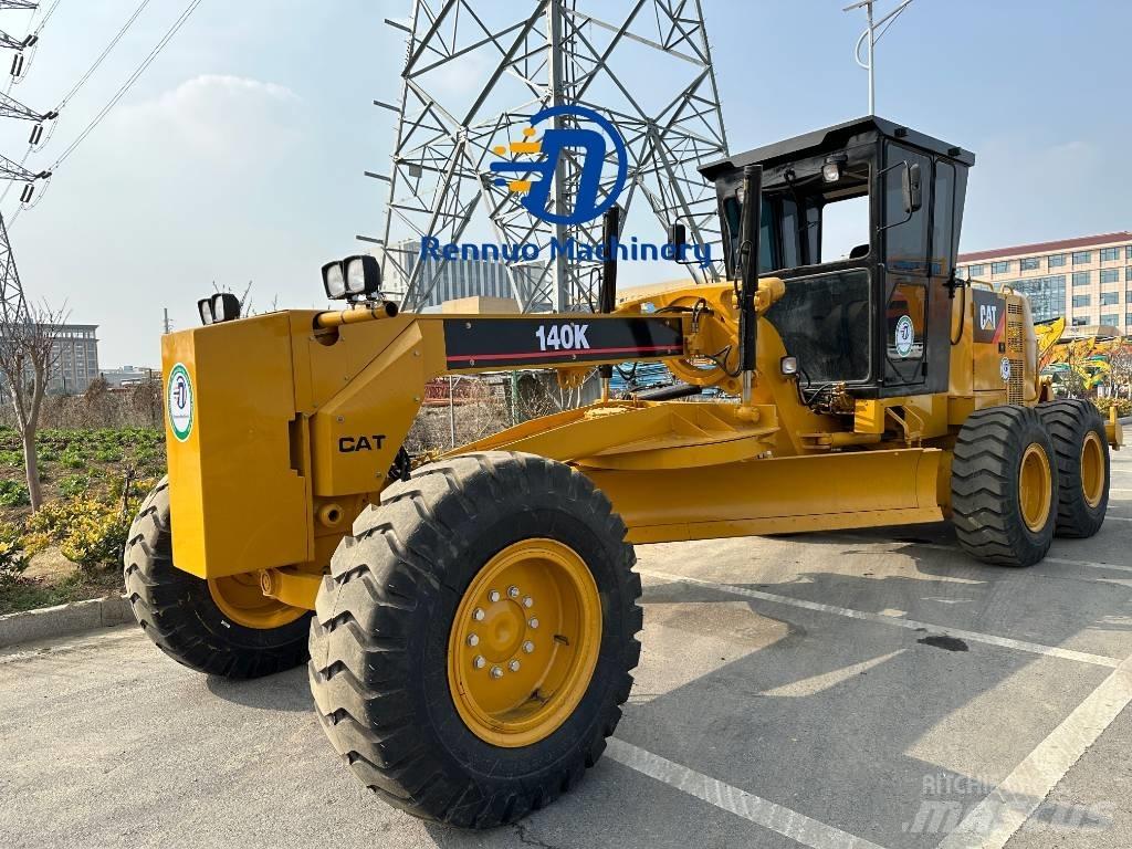 CAT 140K Gréderek
