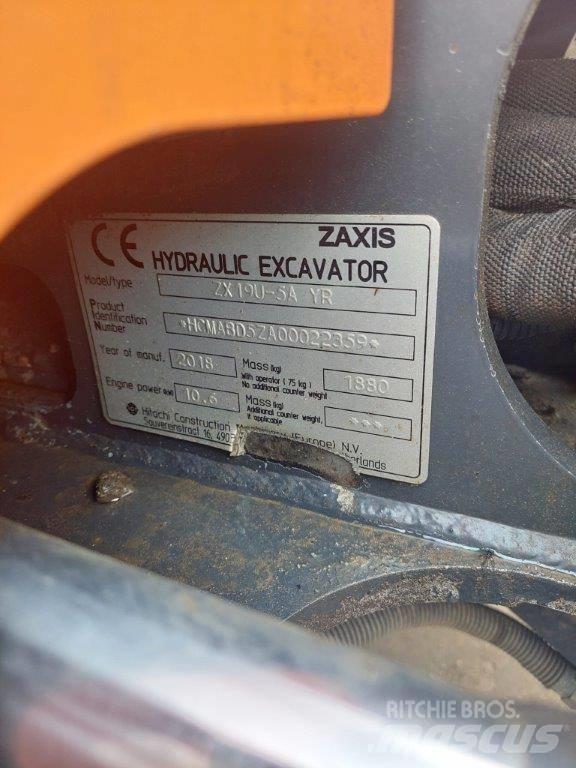 Hitachi ZX 19 U-5 Mini kotrók < 7t