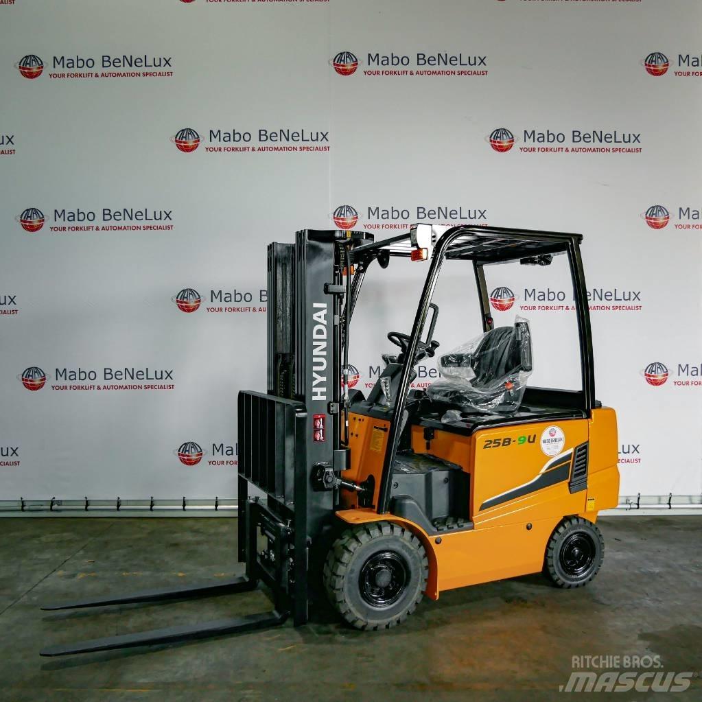 Hyundai 25B-9U Dízel targoncák