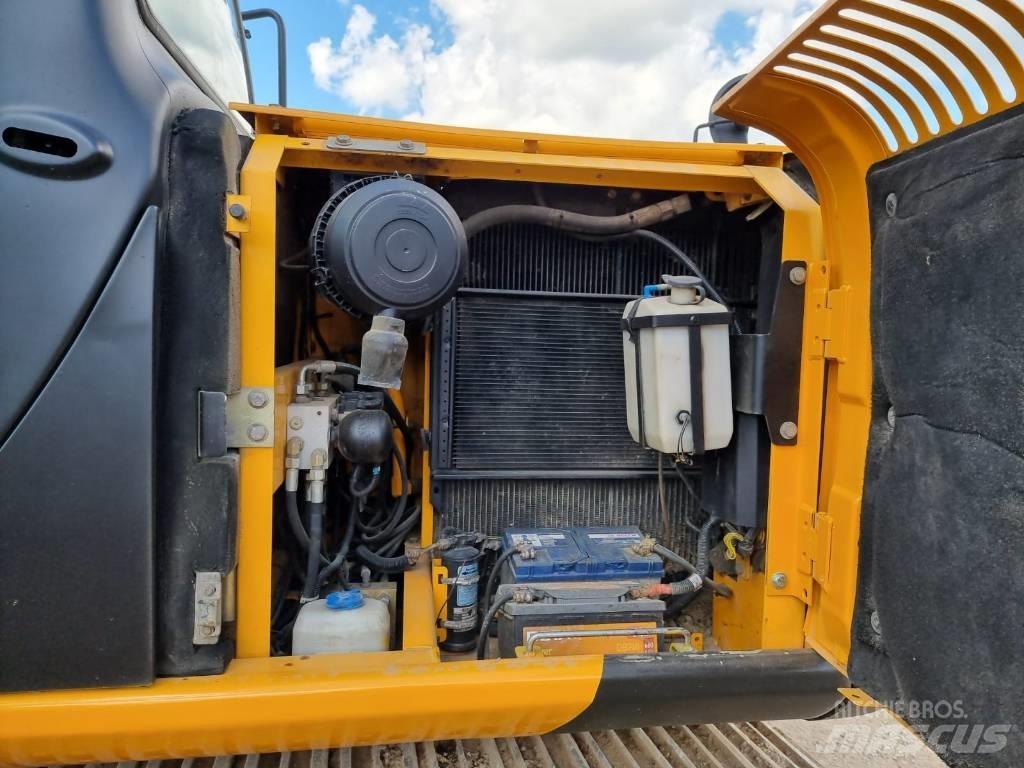 JCB JS 130 LC Lánctalpas kotrók