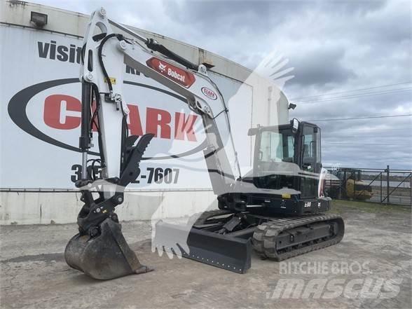 Bobcat E88R2 Lánctalpas kotrók