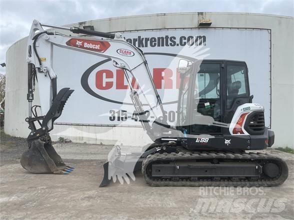 Bobcat E88R2 Lánctalpas kotrók