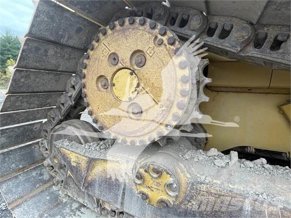 CAT D6T LGP lánctalpas dózerek
