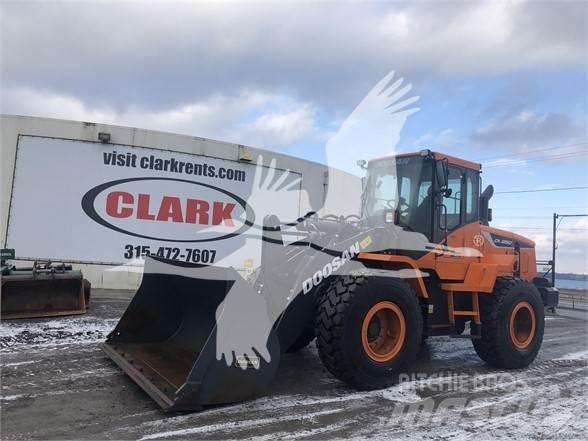 Doosan DL250-5 Gumikerekes homlokrakodók