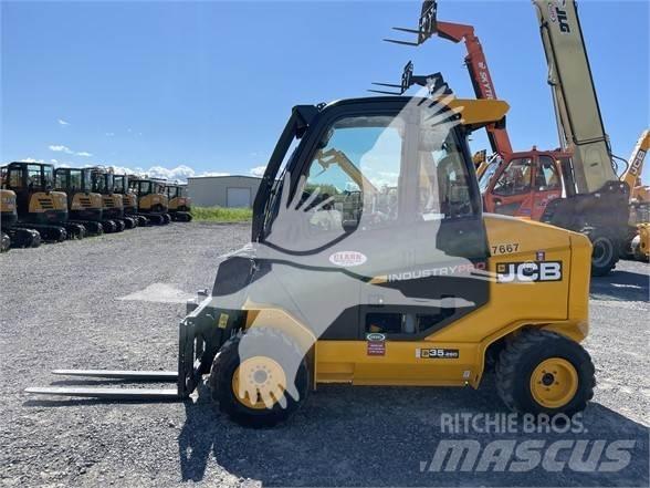 JCB 35 Teleszkópos rakodók