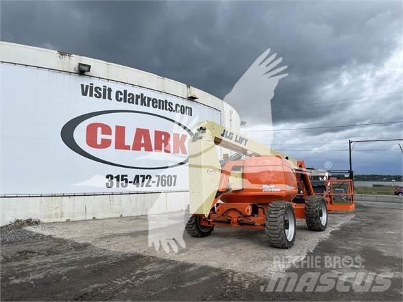 JLG 600AJ Karos emelők