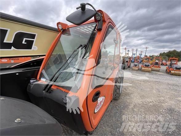 JLG 742 Teleszkópos rakodók