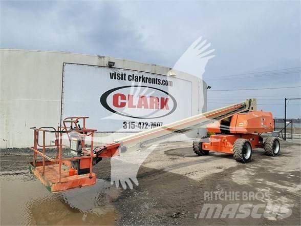 JLG 800S Teleszkópos emelők