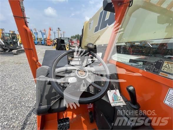 JLG G12-55A Teleszkópos rakodók