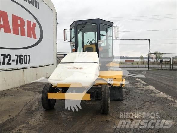  LAYMOR SM400 Úttakarító gépek