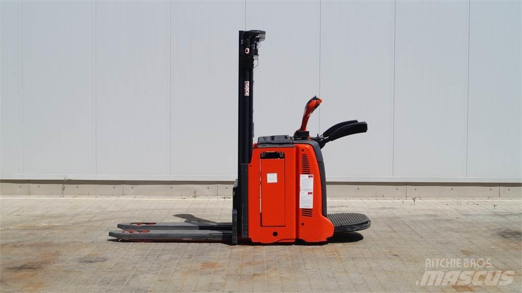 Linde D12AP Gyalogkíséretű targonca