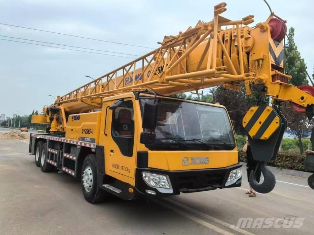 XCMG QY25K5-I Terepdaruk