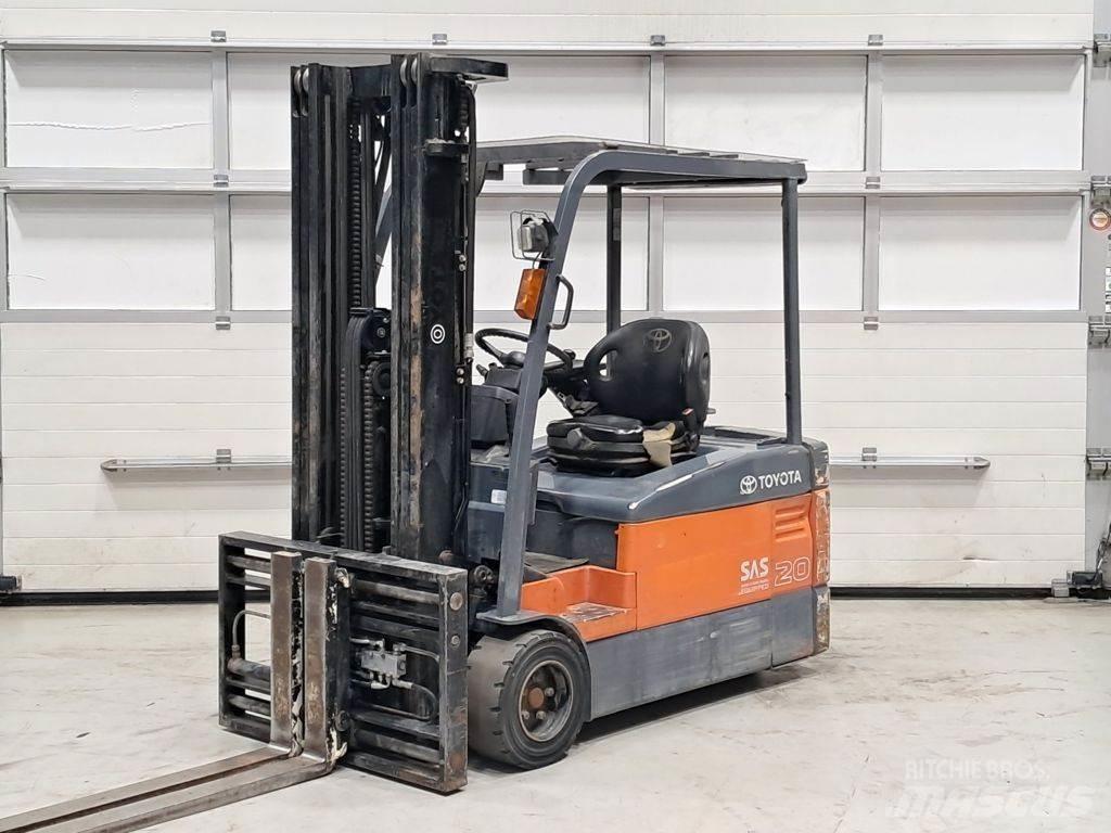 Toyota 7FBEF20 Elektromos targoncák