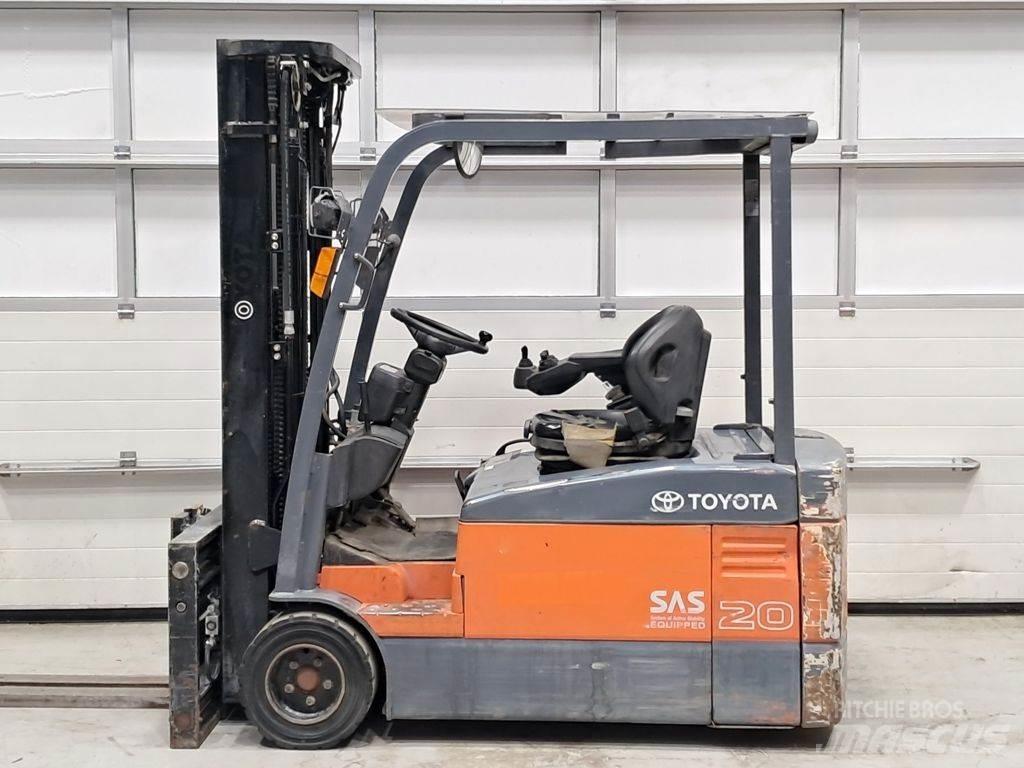 Toyota 7FBEF20 Elektromos targoncák