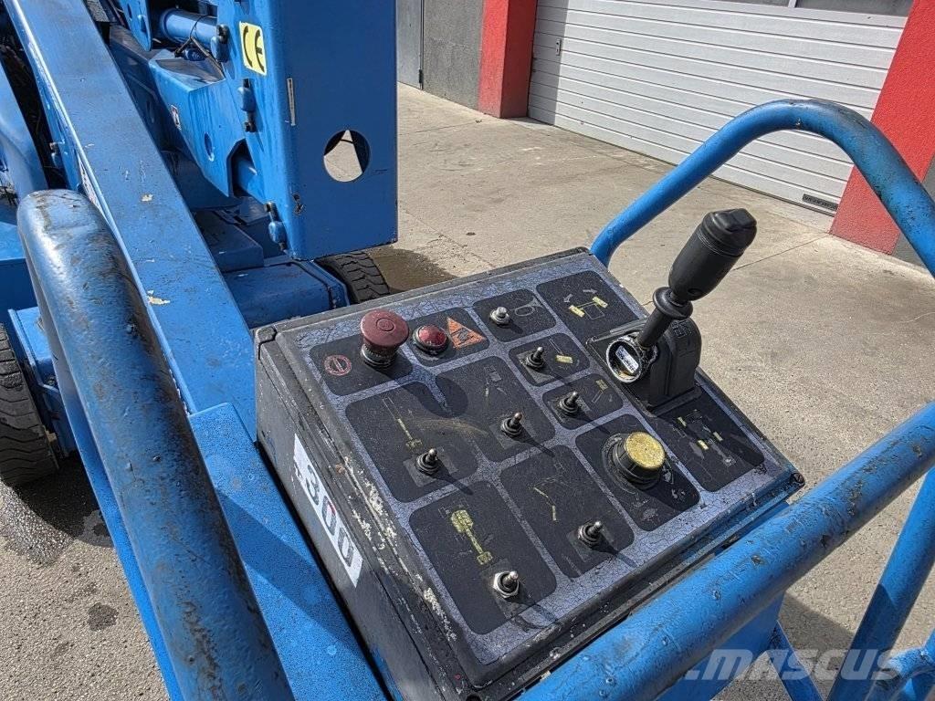 JLG N 40 E Karos emelők