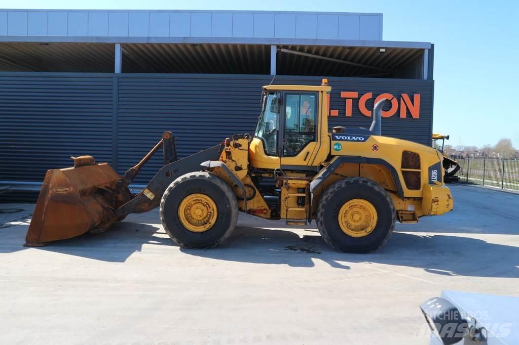 Volvo L120G Gumikerekes homlokrakodók