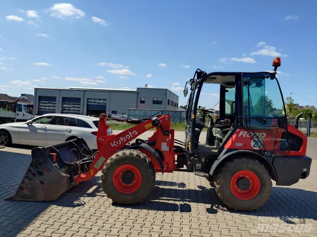 Kubota R 070 Gumikerekes homlokrakodók