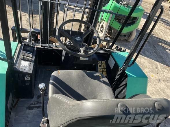 JCB 930 Tereptargonca