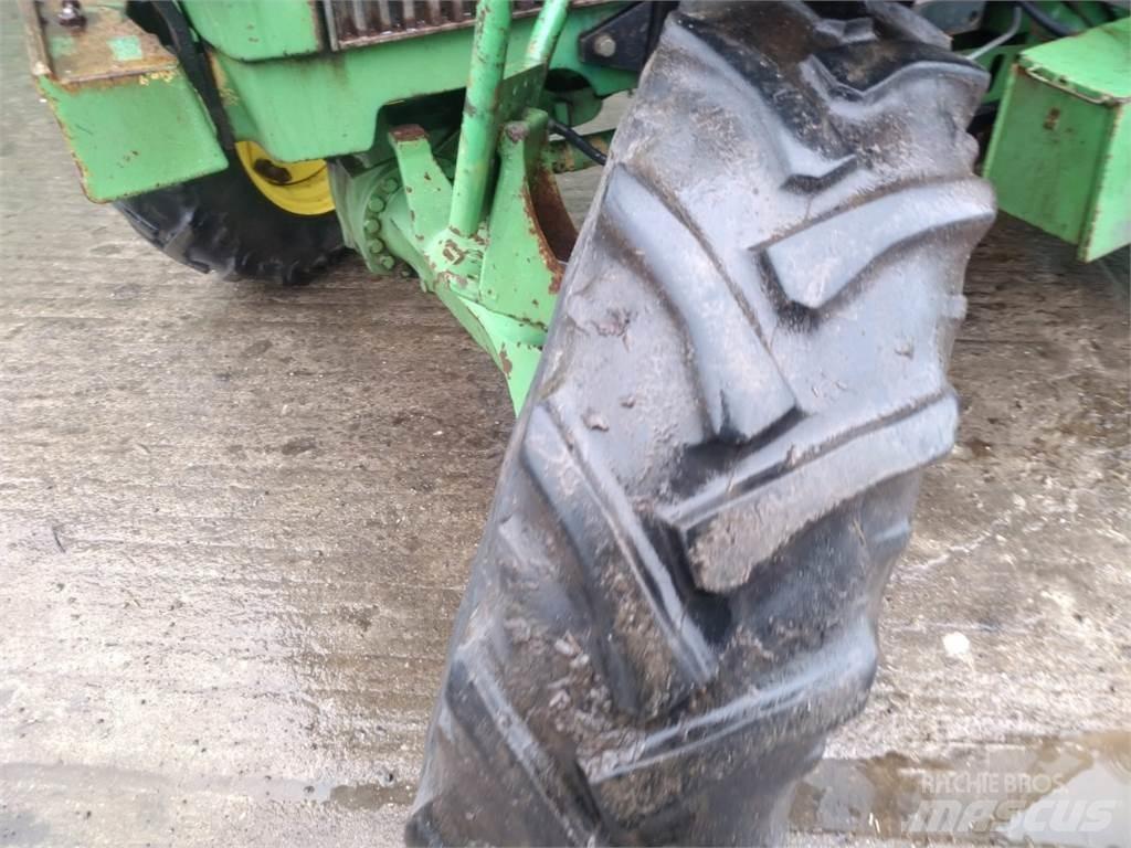 John Deere 1850 Traktorok