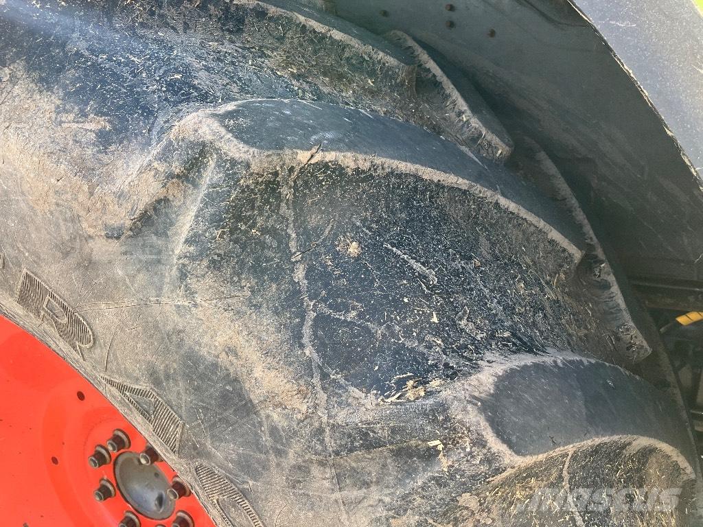 CLAAS Ares 697 ATZ Traktorok