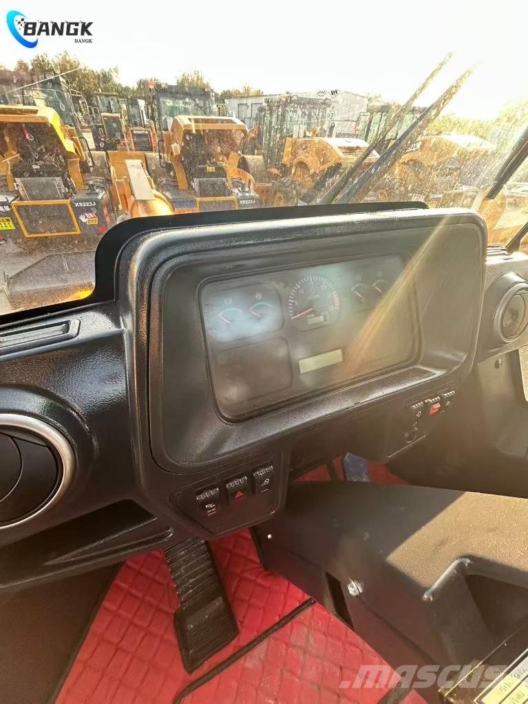 LiuGong 856 H Gumikerekes homlokrakodók